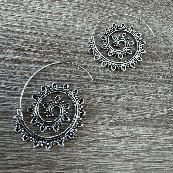 Bohemian earrings A1067 - Picture 3 of 4